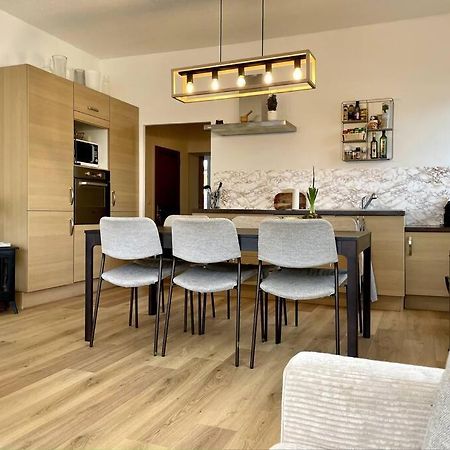 Chaleureux Appartement Entre Lac Et Montagne Neuvecelle Esterno foto
